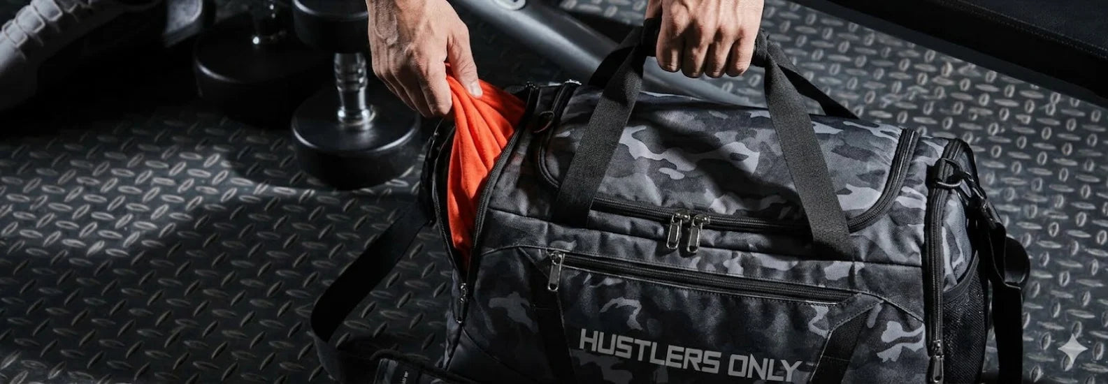 Gym Bag Essentials (What USA Gym Goers Should Bring)