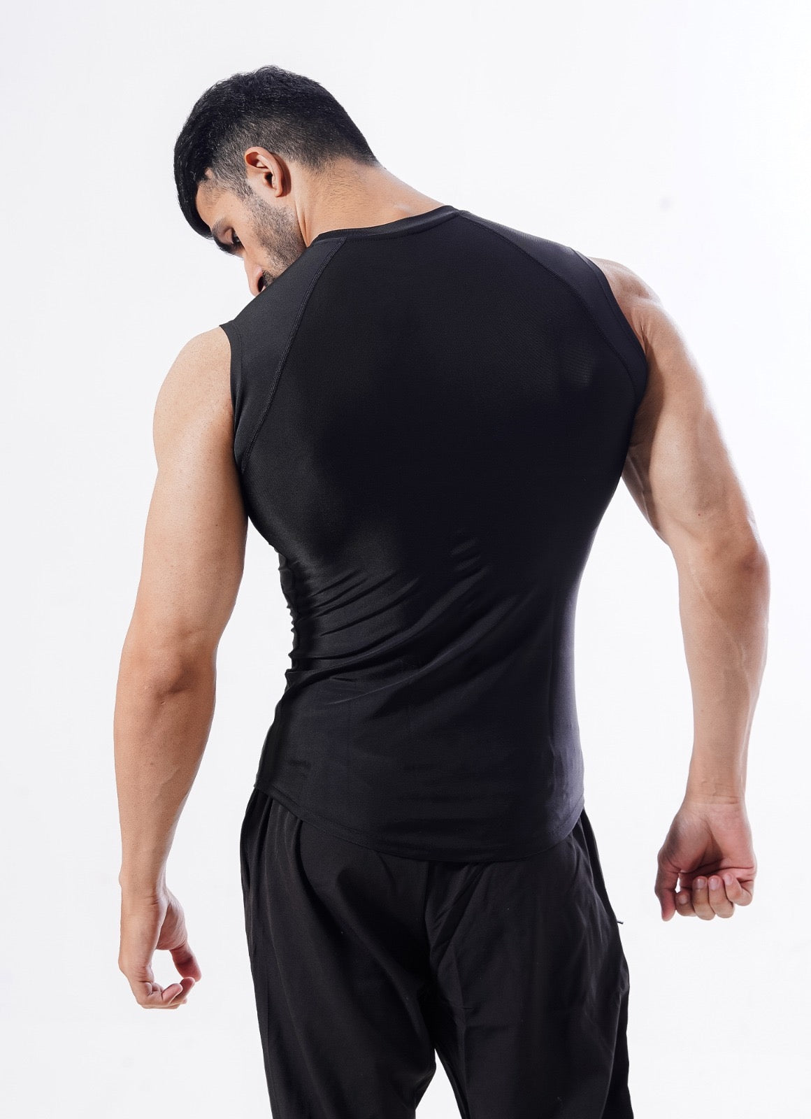 Apex Compression Cut Offs - Black