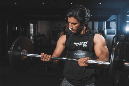 Arm Blaster For Maintaining Proper Form | HustlersOnlyUK