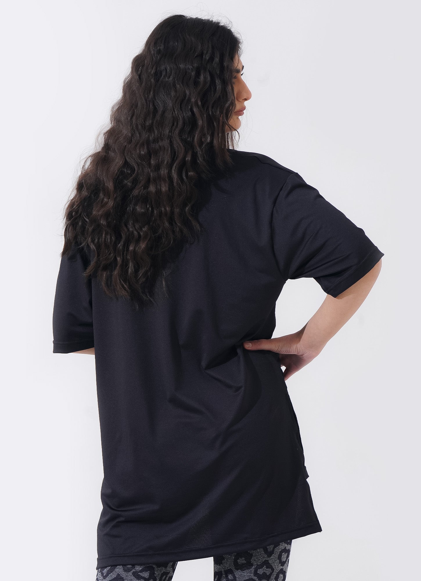 The Modest Top - Black