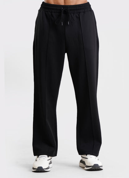 Relaxed Pleated Trouser - Black